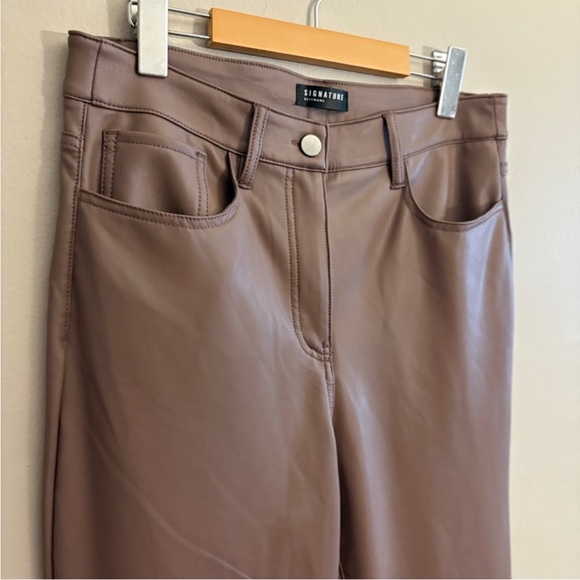 Reitmans Buttery Soft Brown Taupe Straight Leg Faux Leather Pants - Size 10 - Picture 4 of 13
